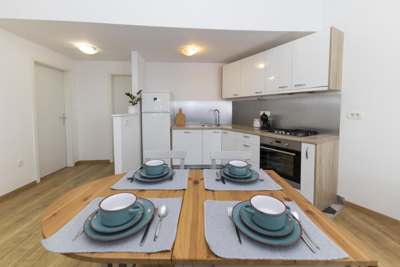 Apartments 23 And 25 With Free Private Parking 자다르 외부 사진