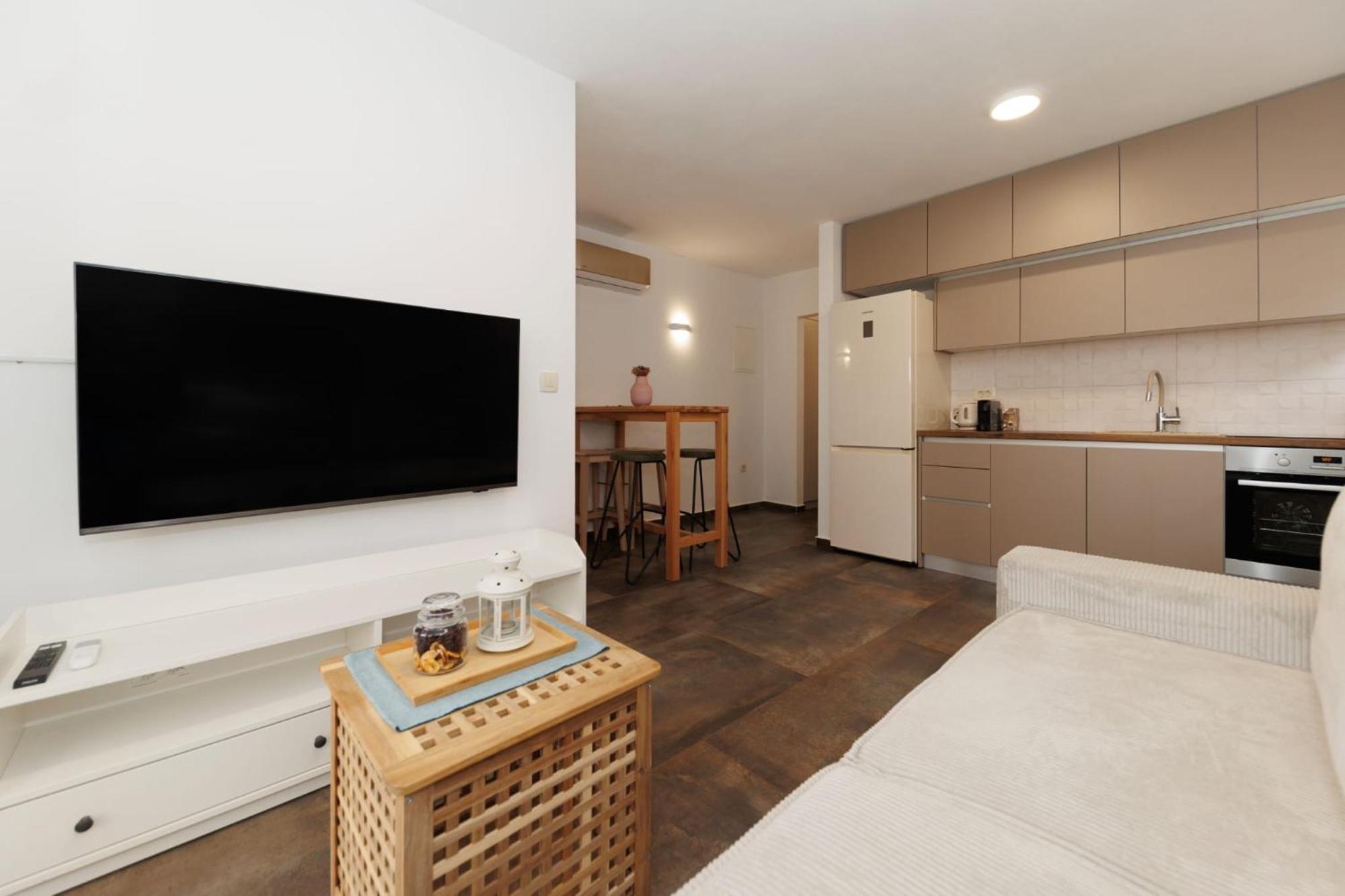 Apartments 23 And 25 With Free Private Parking 자다르 외부 사진